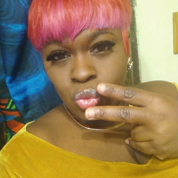 Short rainbow wig - Picture 6 of 8